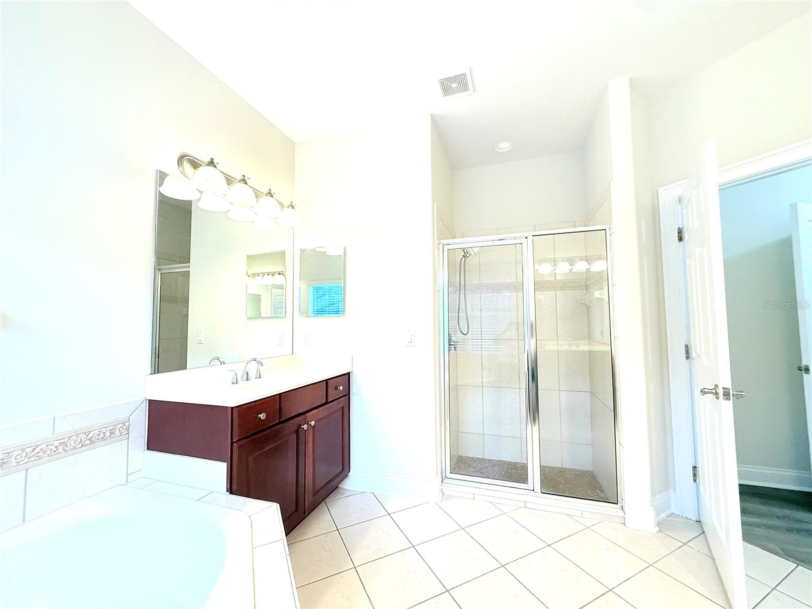 Image 41 of 78 For 6976 Lucca Street