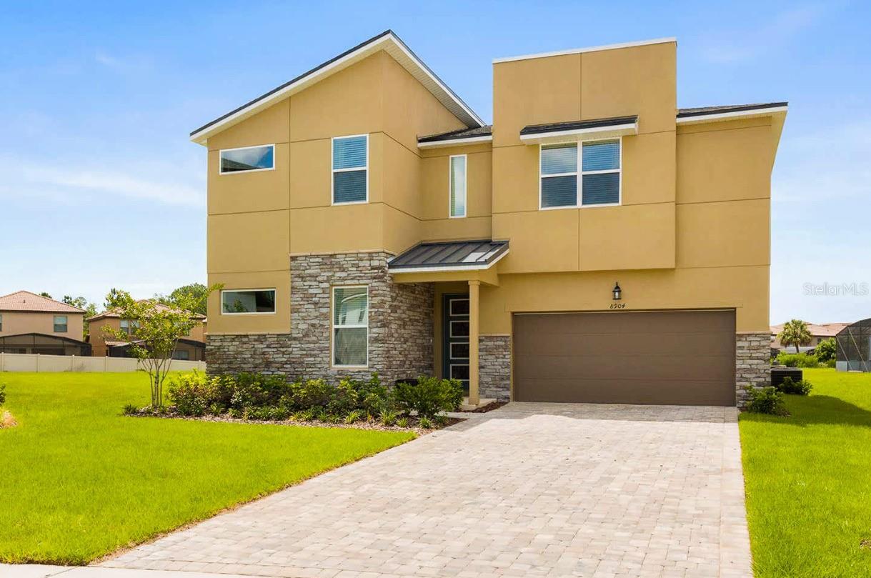 Image 3 of 28 For 8904 Tropical Haven Court