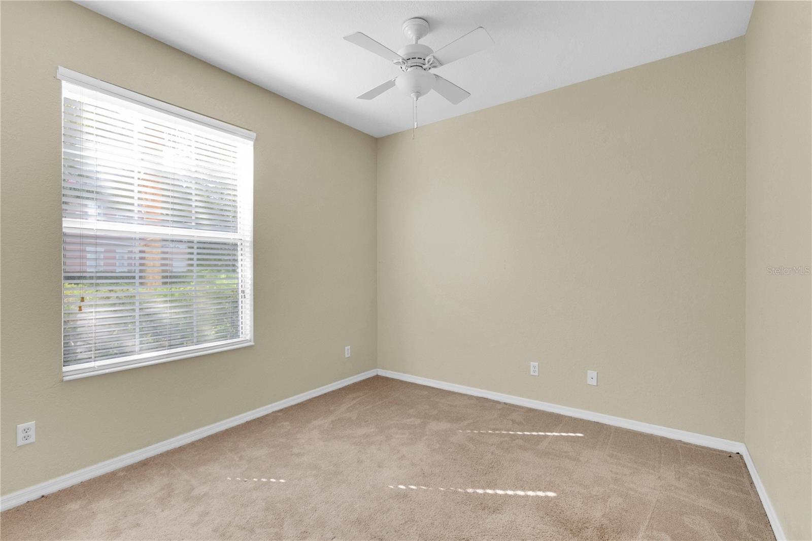 Image 5 of 27 For 8304 Portofino Drive 101