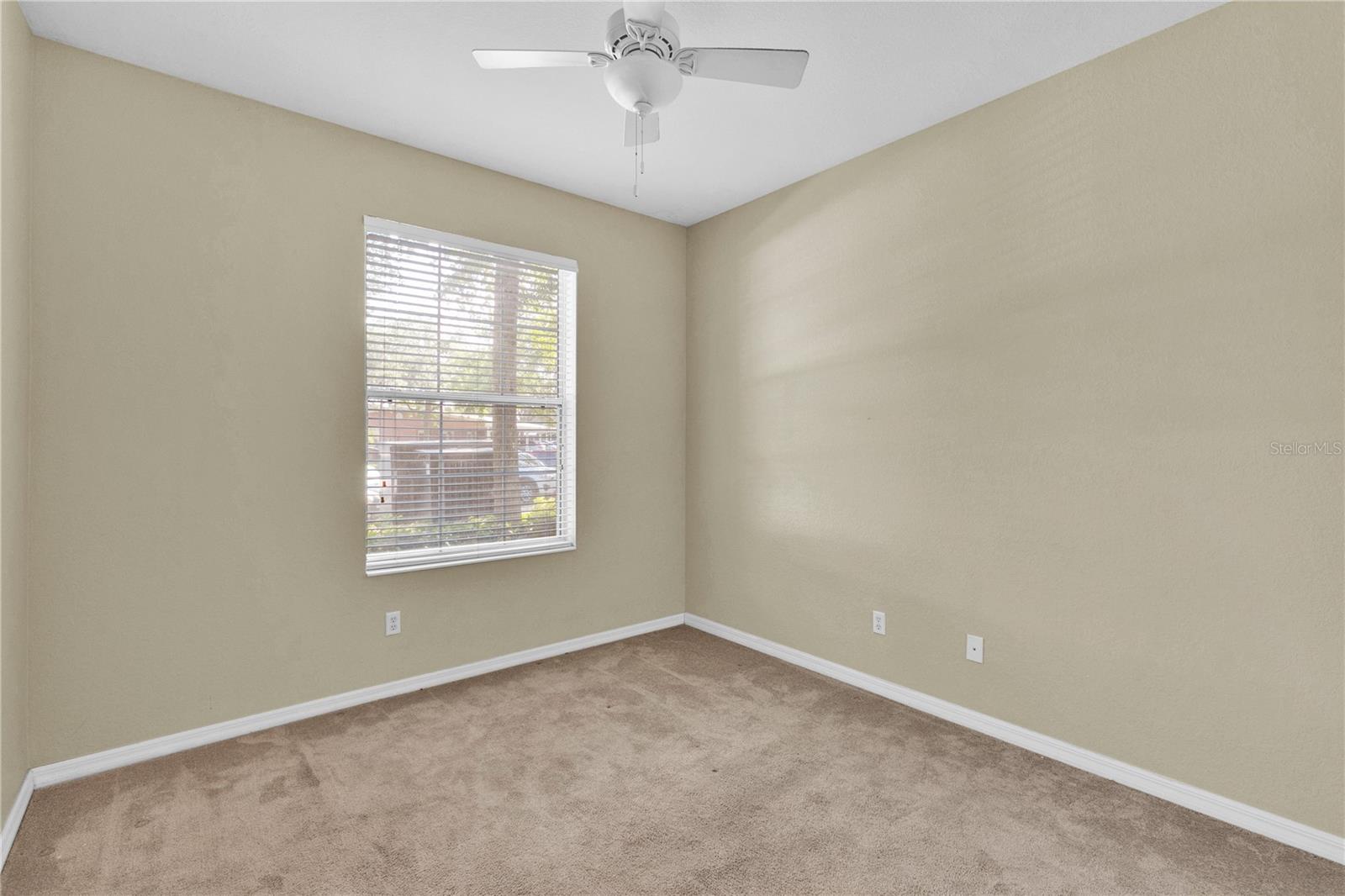 Image 7 of 27 For 8304 Portofino Drive 101