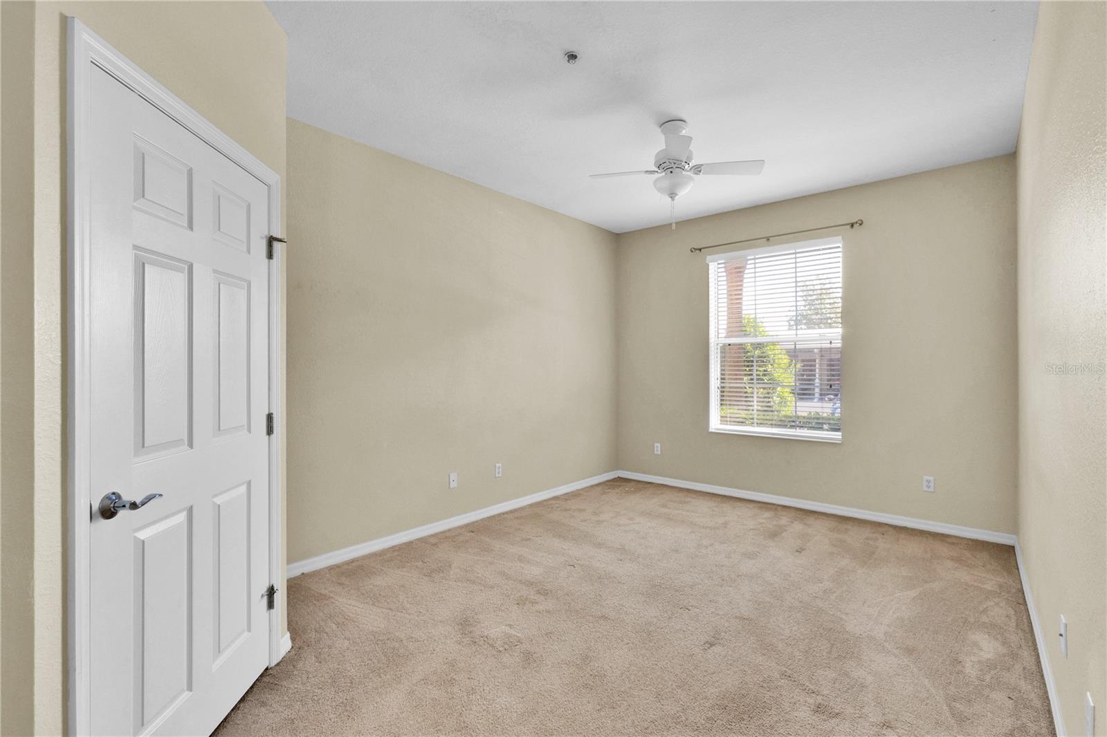 Image 8 of 27 For 8304 Portofino Drive 101