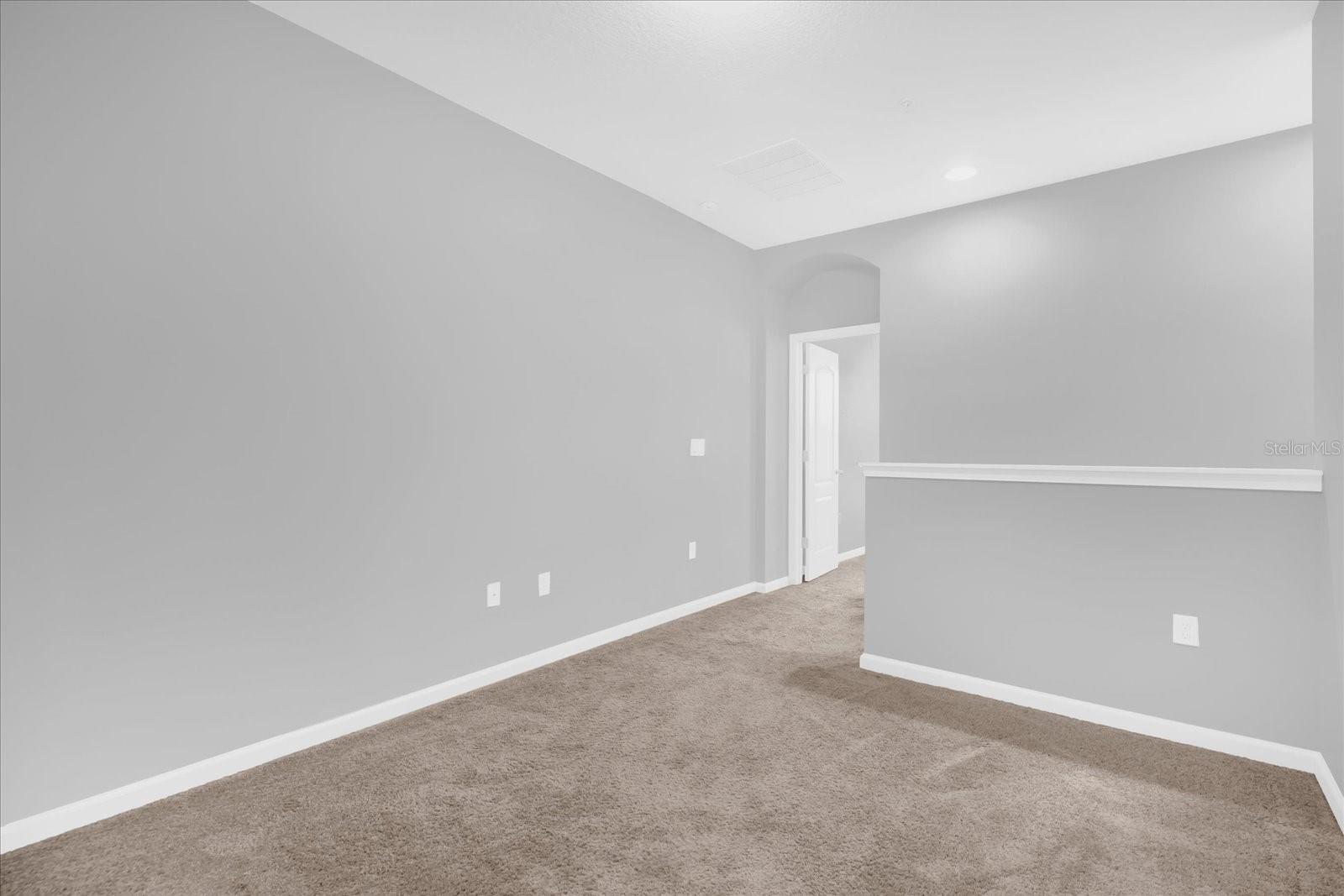 Image 19 of 39 For 1888 Compass Flower Way