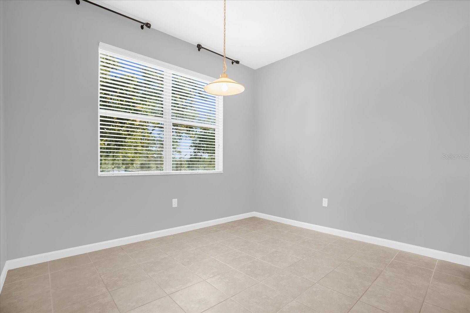 Image 4 of 39 For 1888 Compass Flower Way