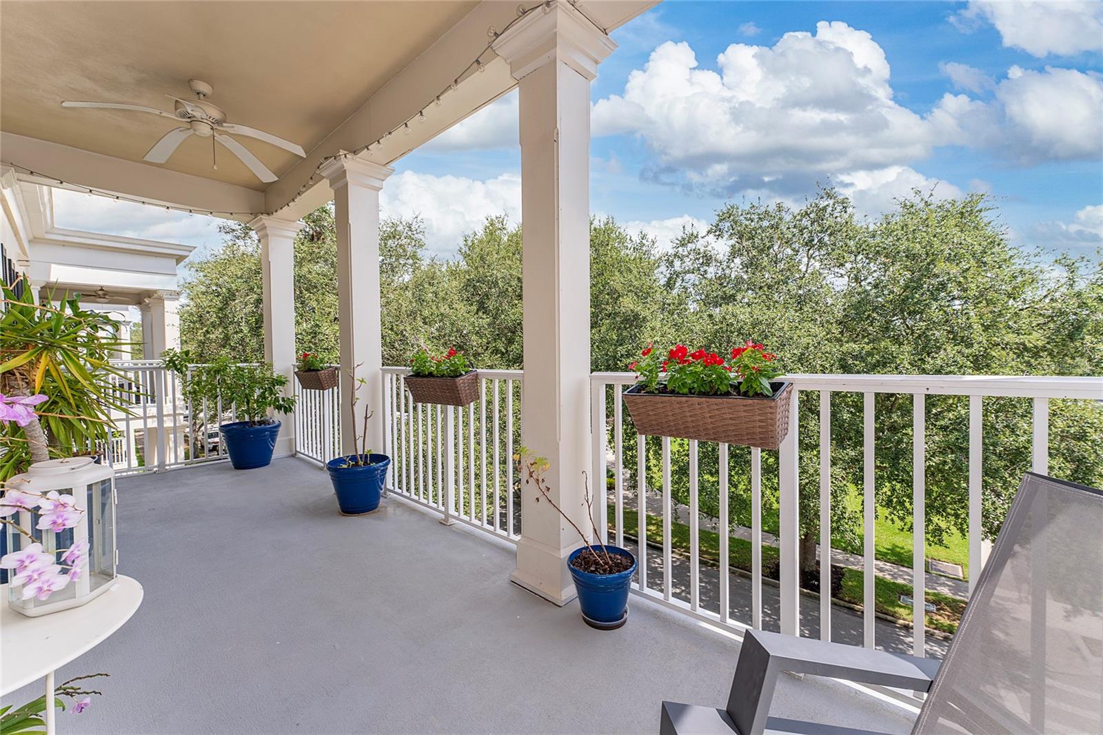 Image 21 of 29 For 940 Spring Park Street 303