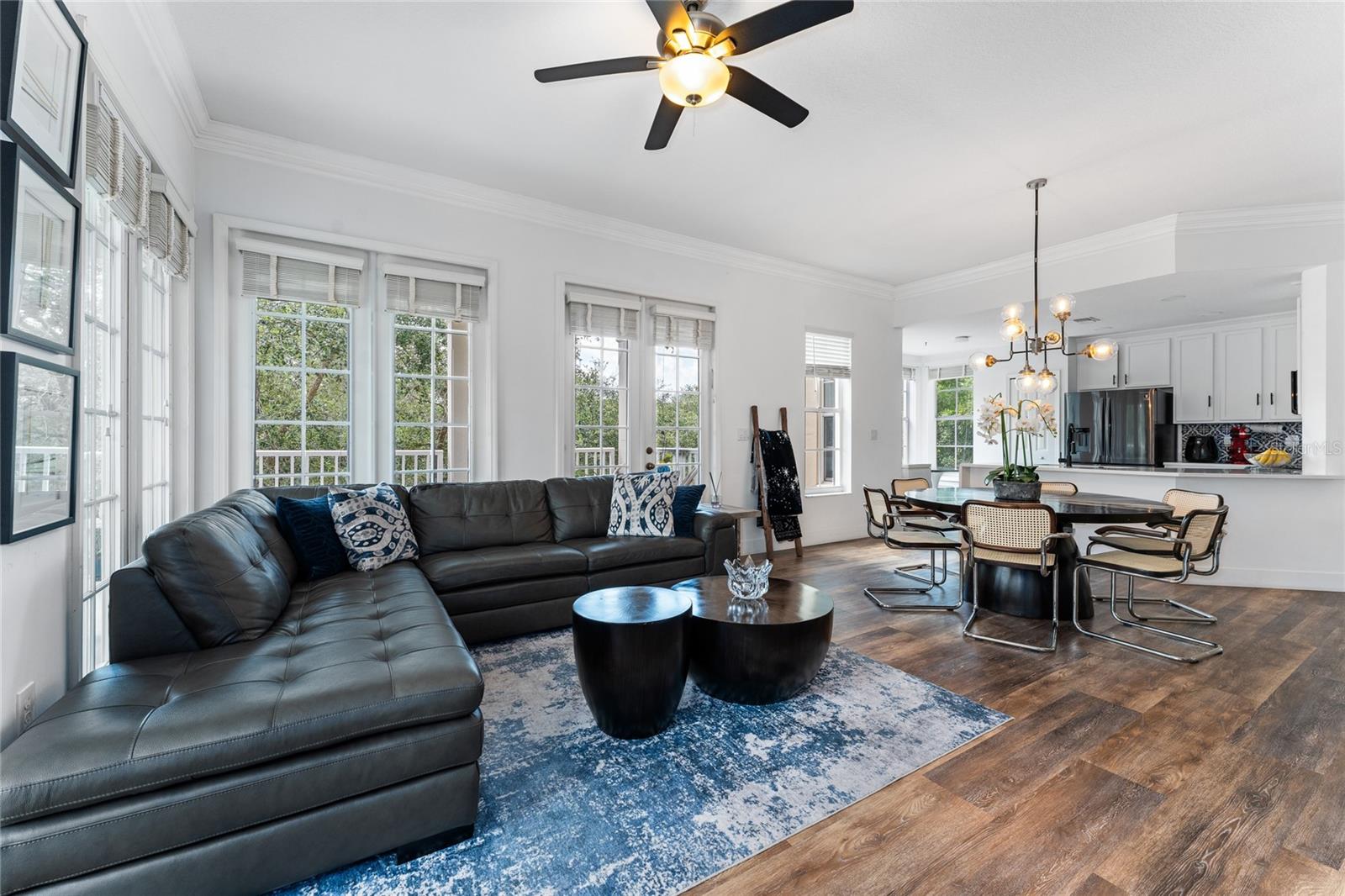 Image 7 of 29 For 940 Spring Park Street 303
