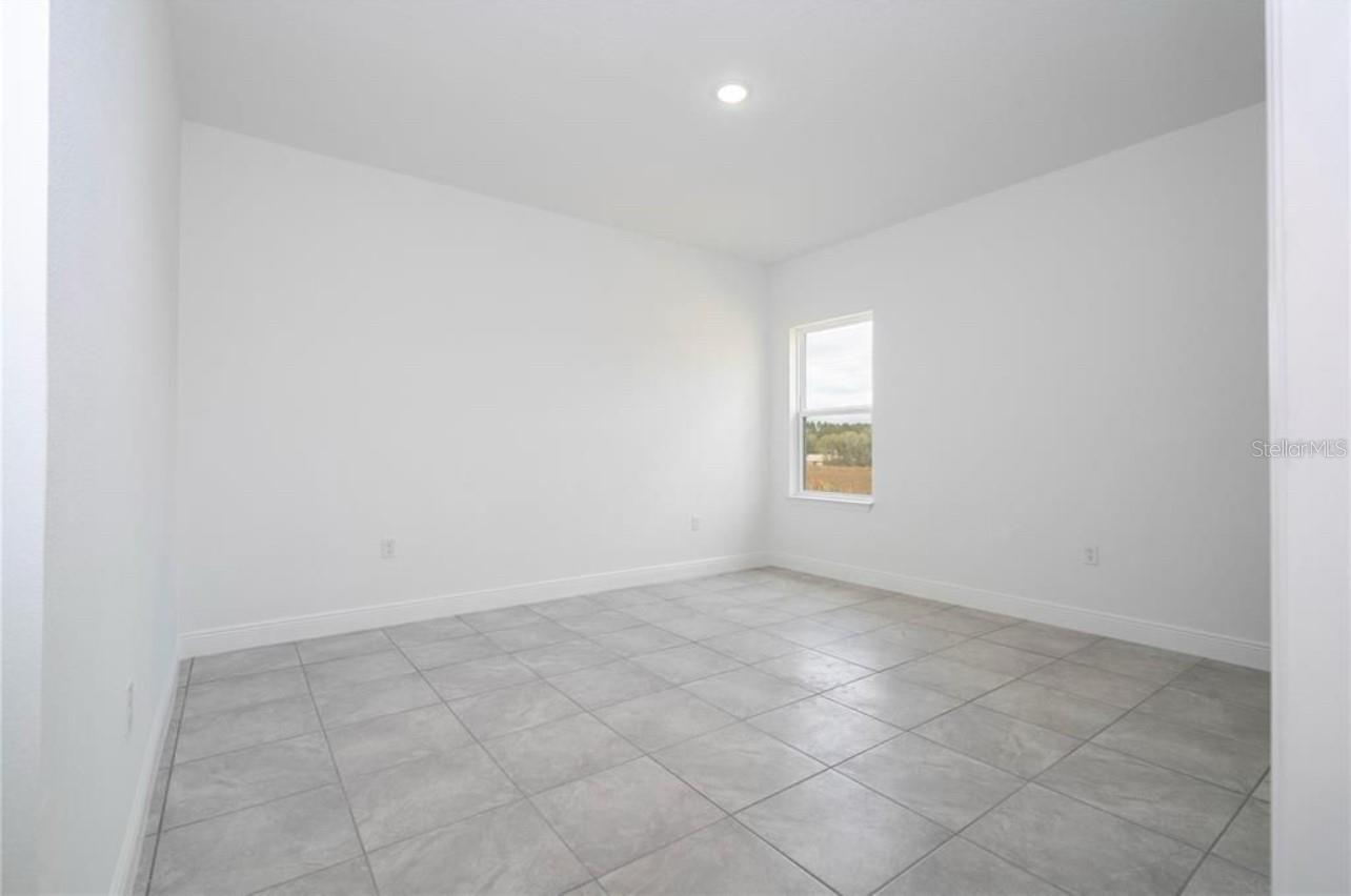 Image 27 of 49 For 2901 Redgate Drive