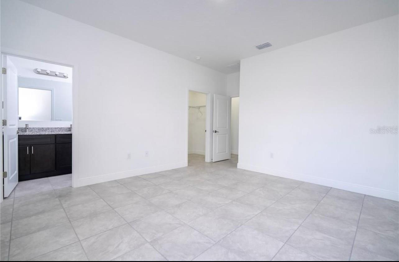 Image 28 of 49 For 2901 Redgate Drive