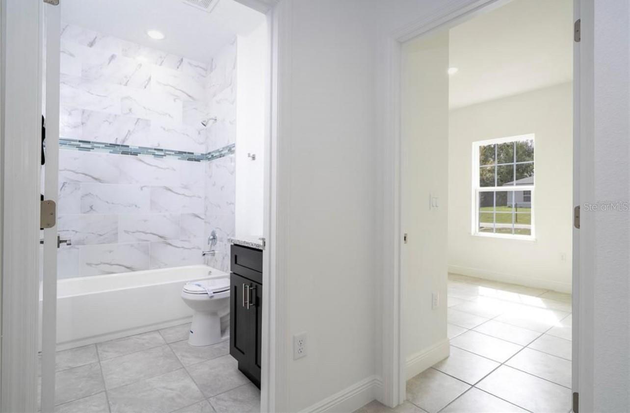 Image 35 of 49 For 2901 Redgate Drive