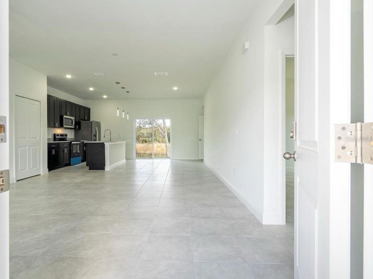 Image 9 of 49 For 2901 Redgate Drive