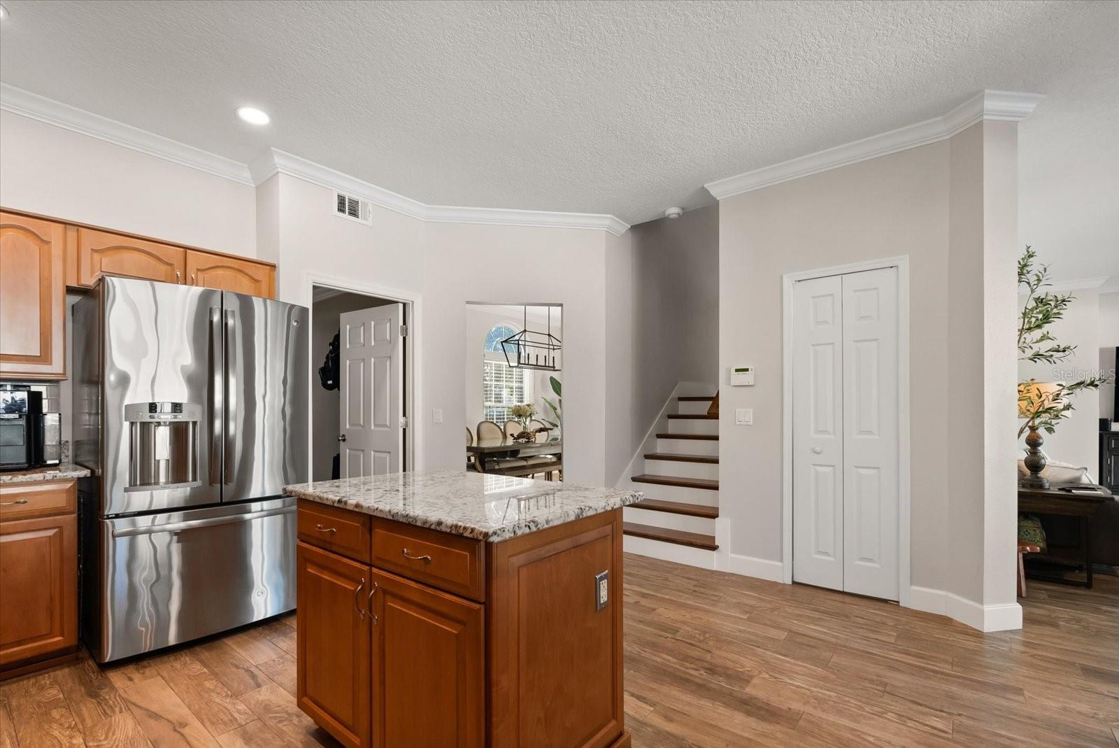 Image 15 of 44 For 1078 Alvina Lane