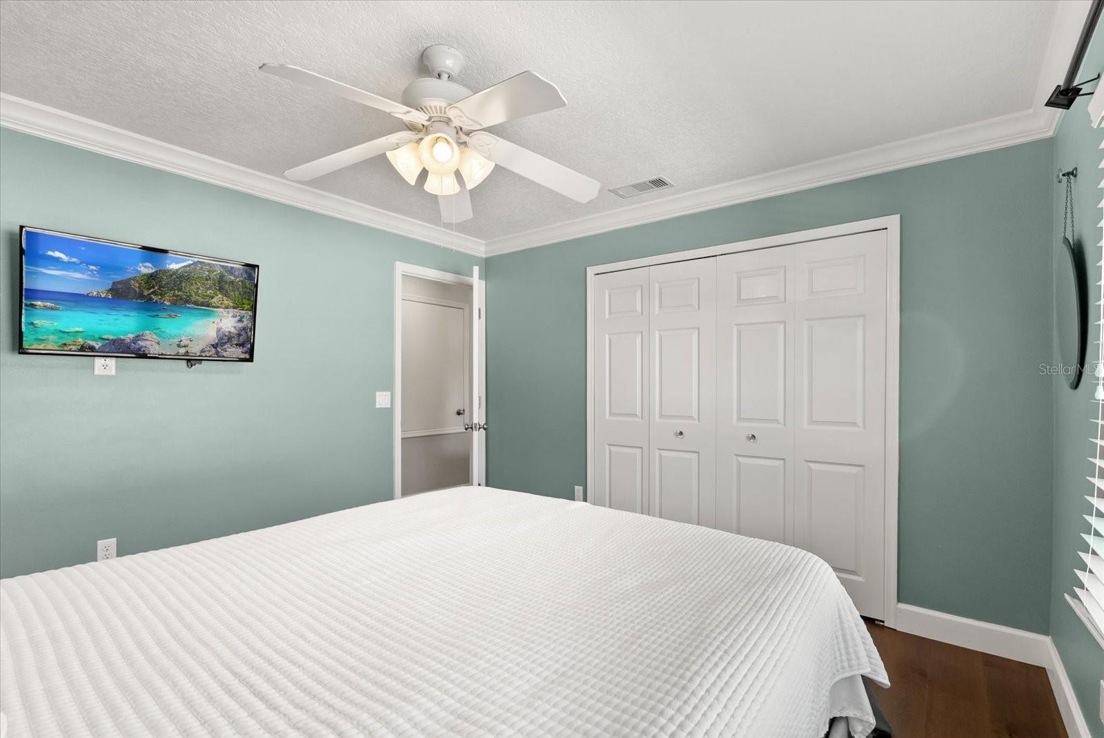 Image 19 of 44 For 1078 Alvina Lane