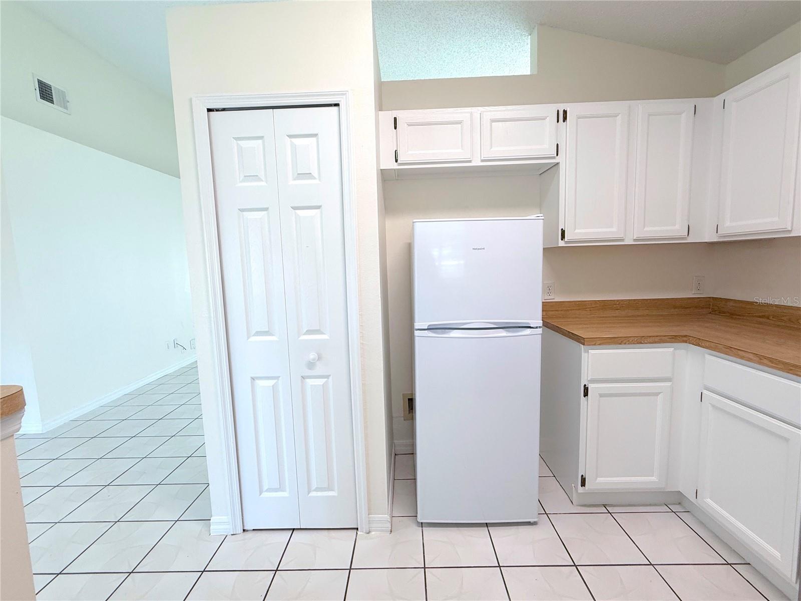 Image 12 of 52 For 8201 Fort Thomas Way