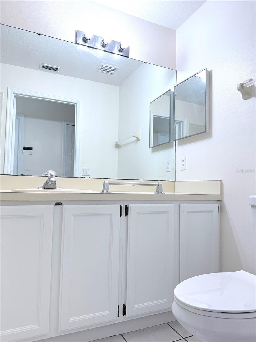 Image 22 of 52 For 8201 Fort Thomas Way