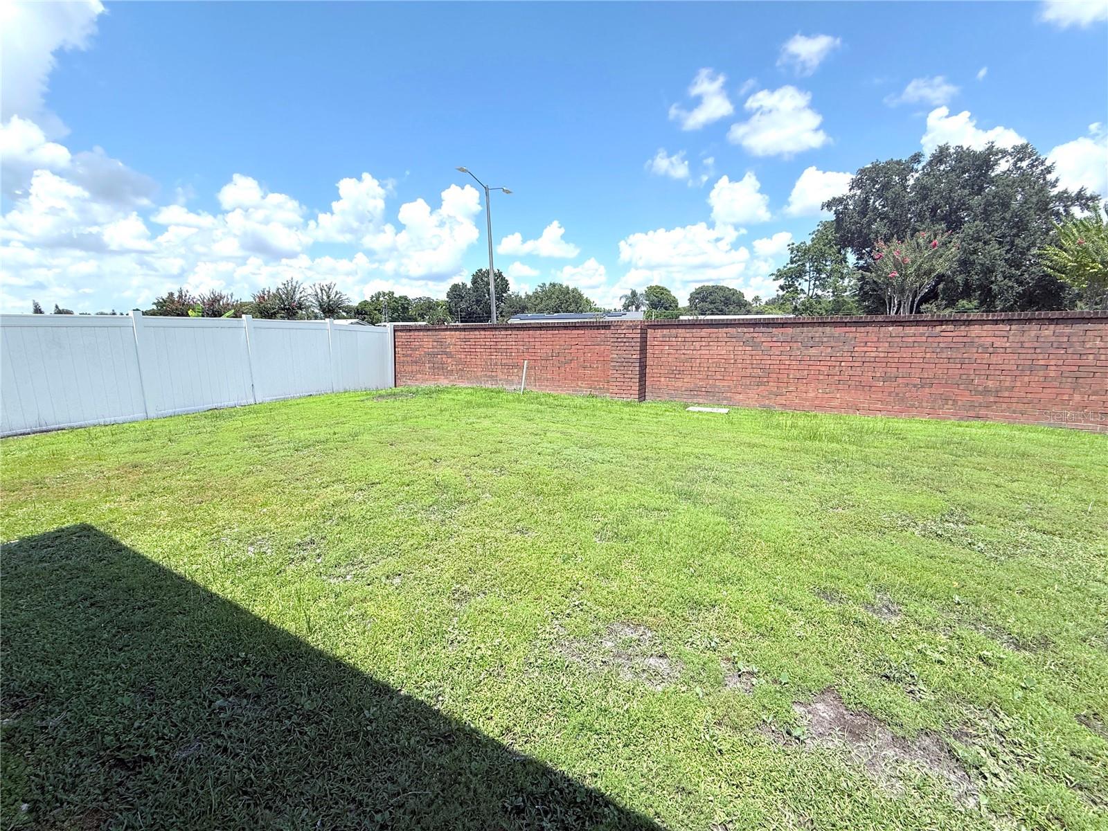 Image 49 of 52 For 8201 Fort Thomas Way