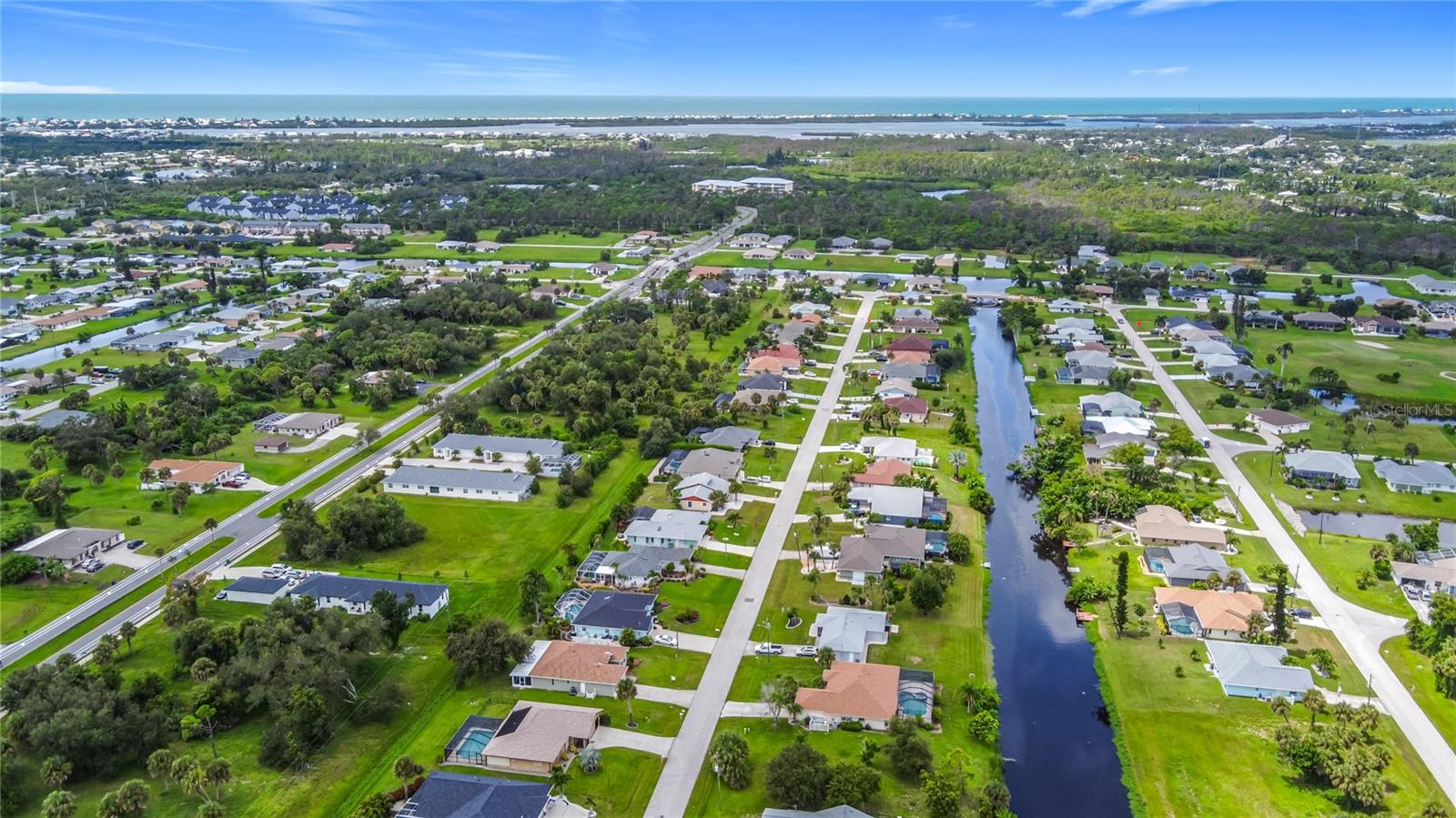 Image 30 of 30 For 260 Rotonda Boulevard W 3
