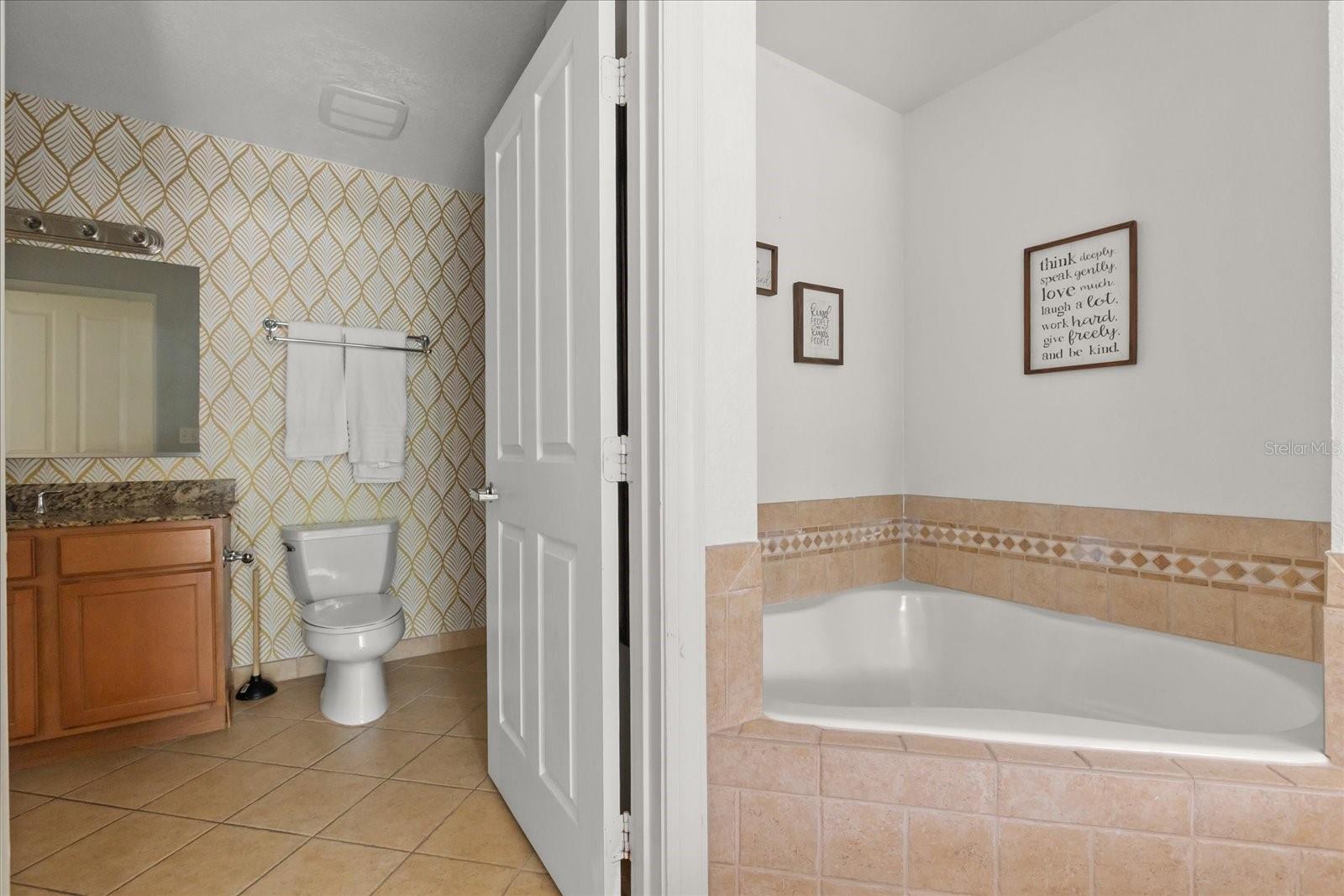 Image 15 of 31 For 1310 Seven Eagles Court 102