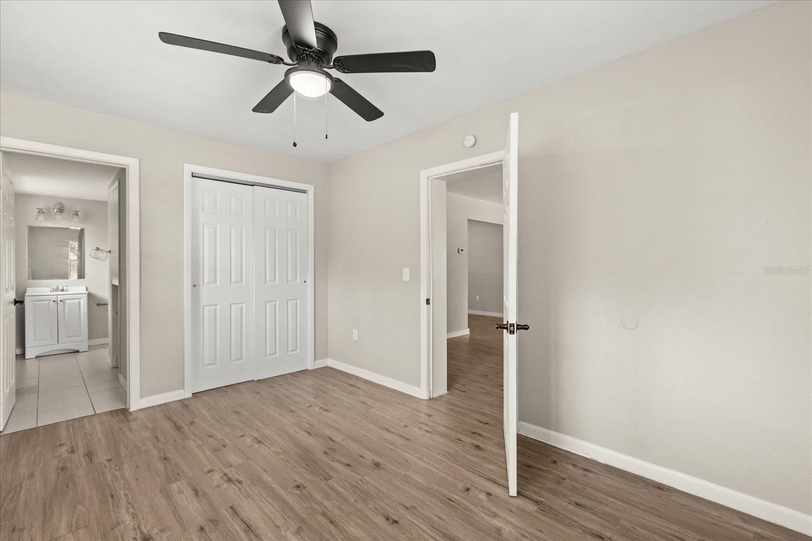 Image 14 of 32 For 930 14th Avenue