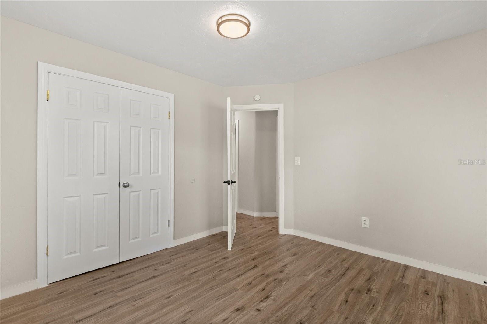Image 23 of 32 For 930 14th Avenue