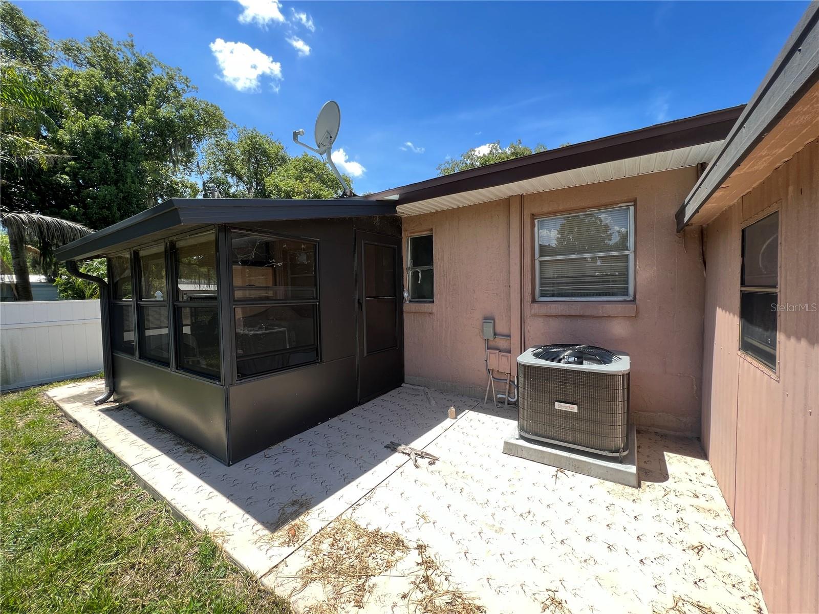 Image 19 of 26 For 4384 Bonnet Lake Drive