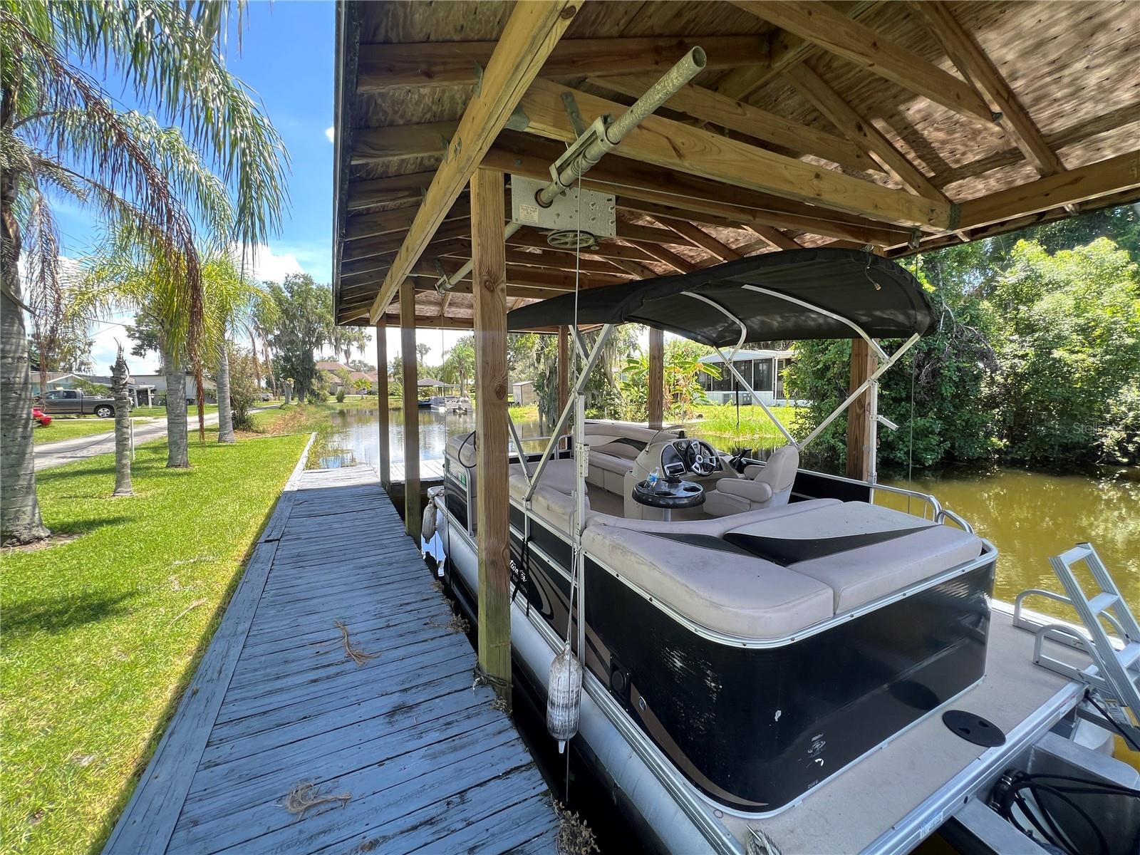 Image 3 of 26 For 4384 Bonnet Lake Drive