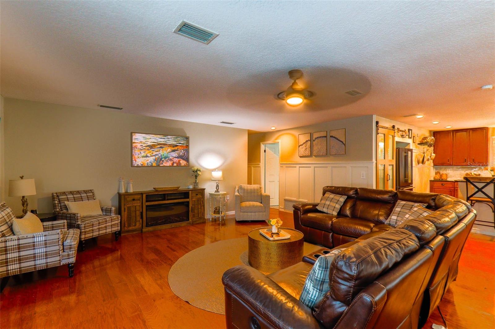 Image 19 of 43 For 2243 Hontoon Road