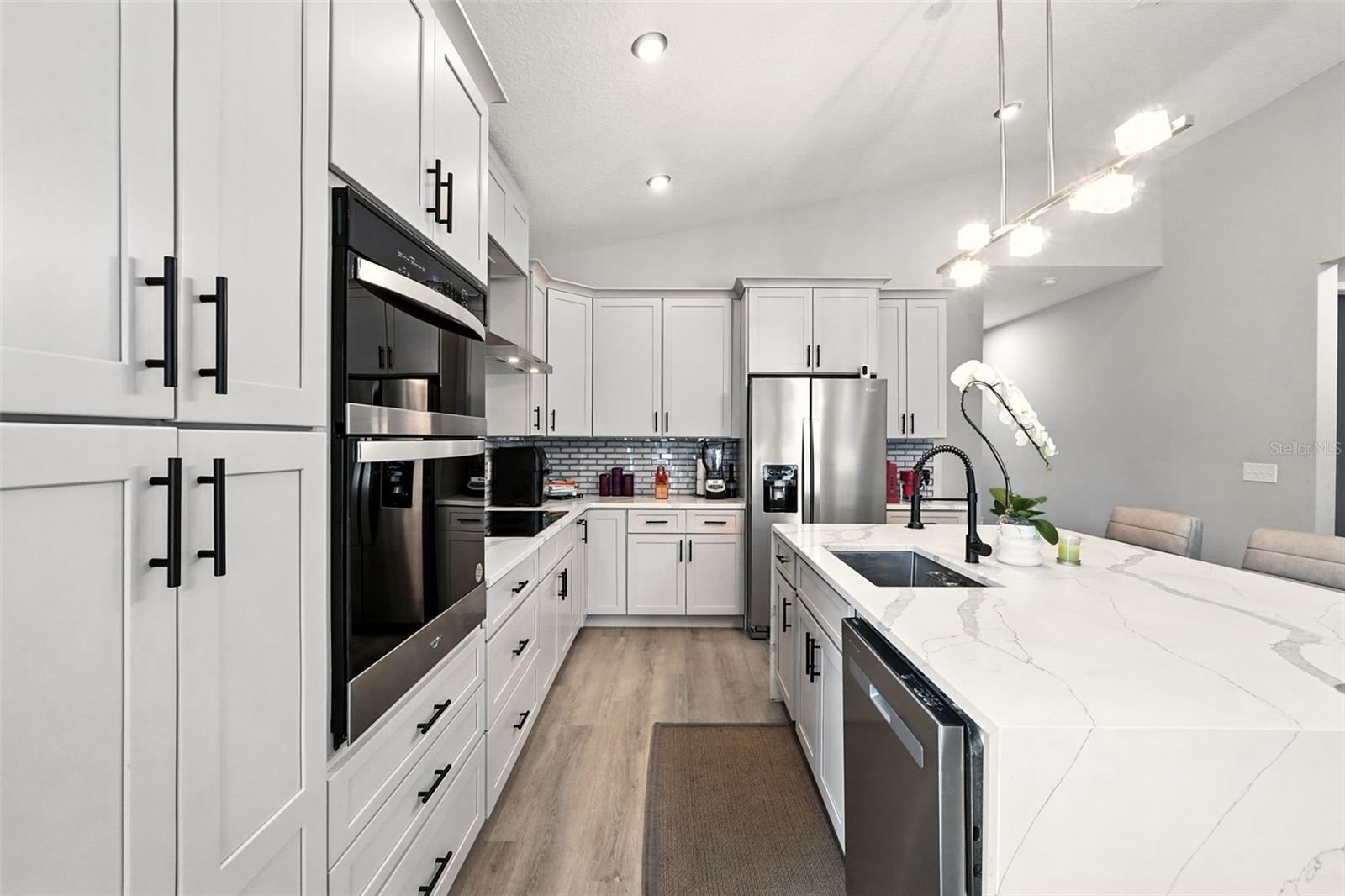 Image 12 of 34 For 1429 24th Street
