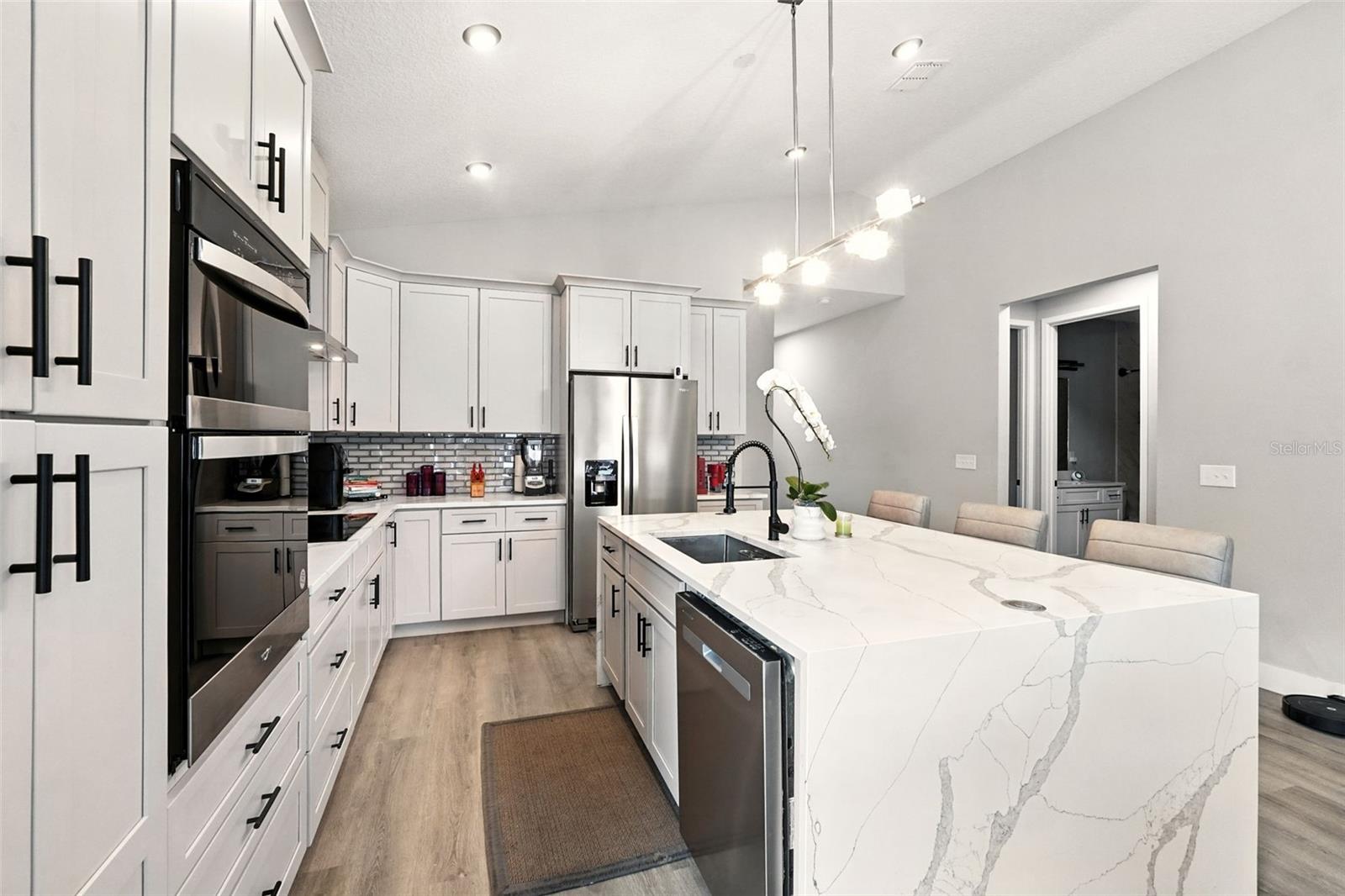 Image 13 of 34 For 1429 24th Street