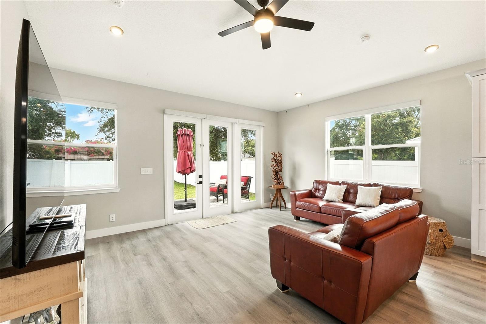 Image 16 of 34 For 1429 24th Street