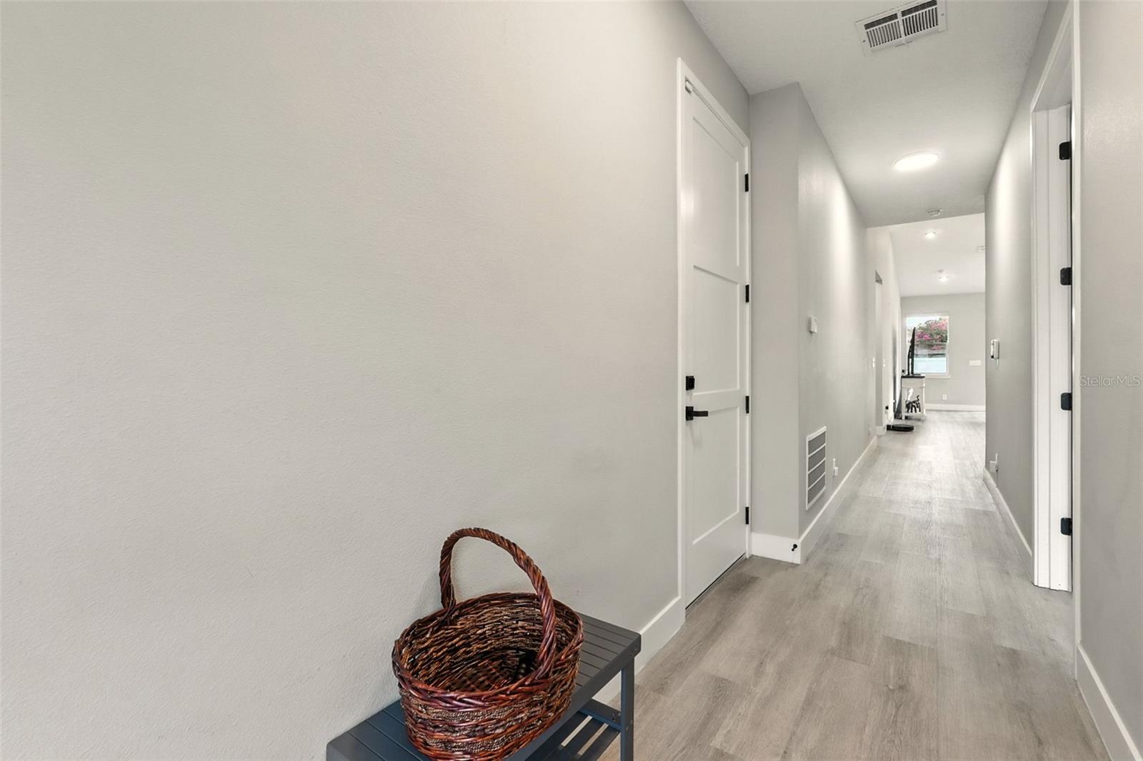 Image 6 of 34 For 1429 24th Street