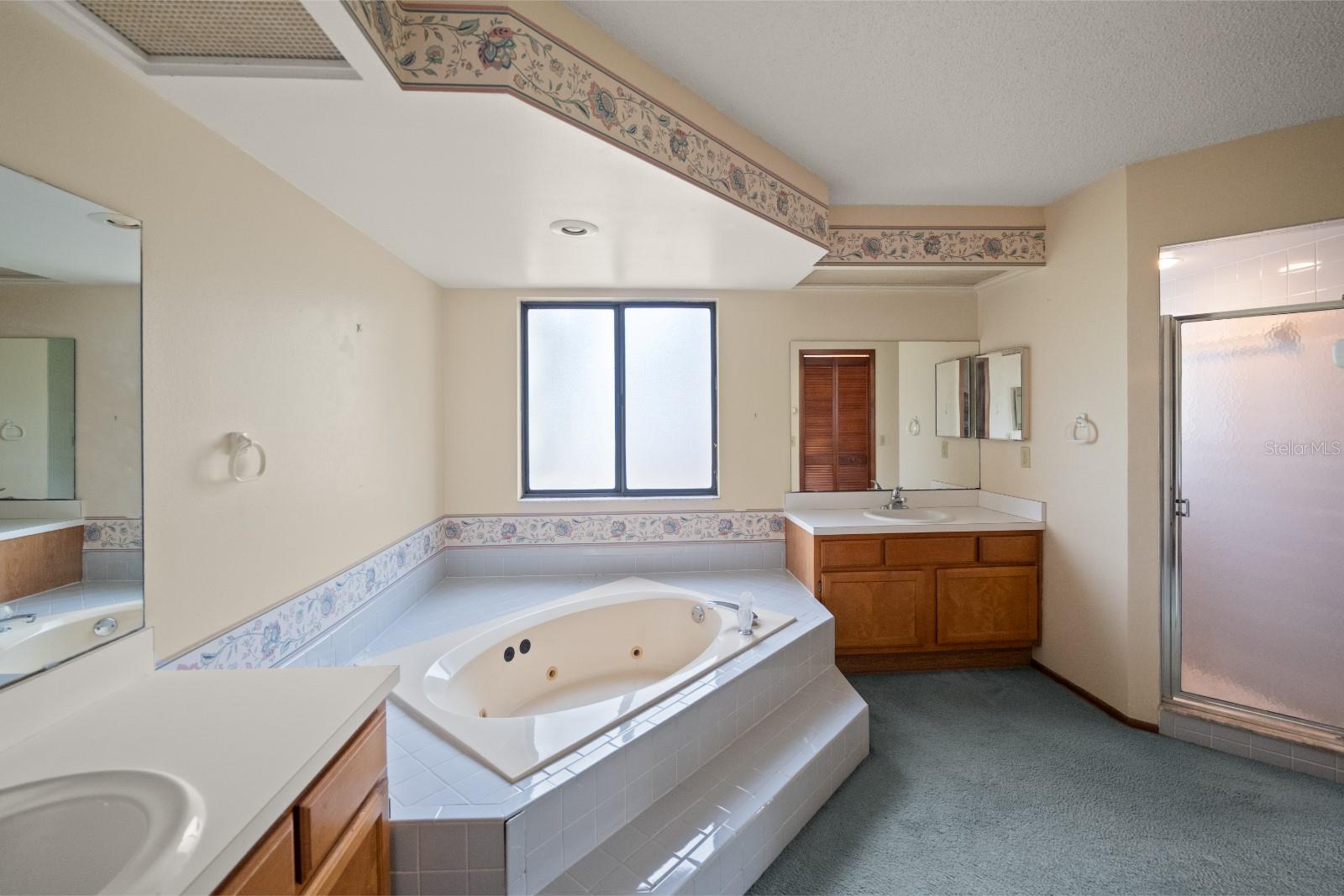 Image 16 of 32 For 448 Autumn Oaks Place