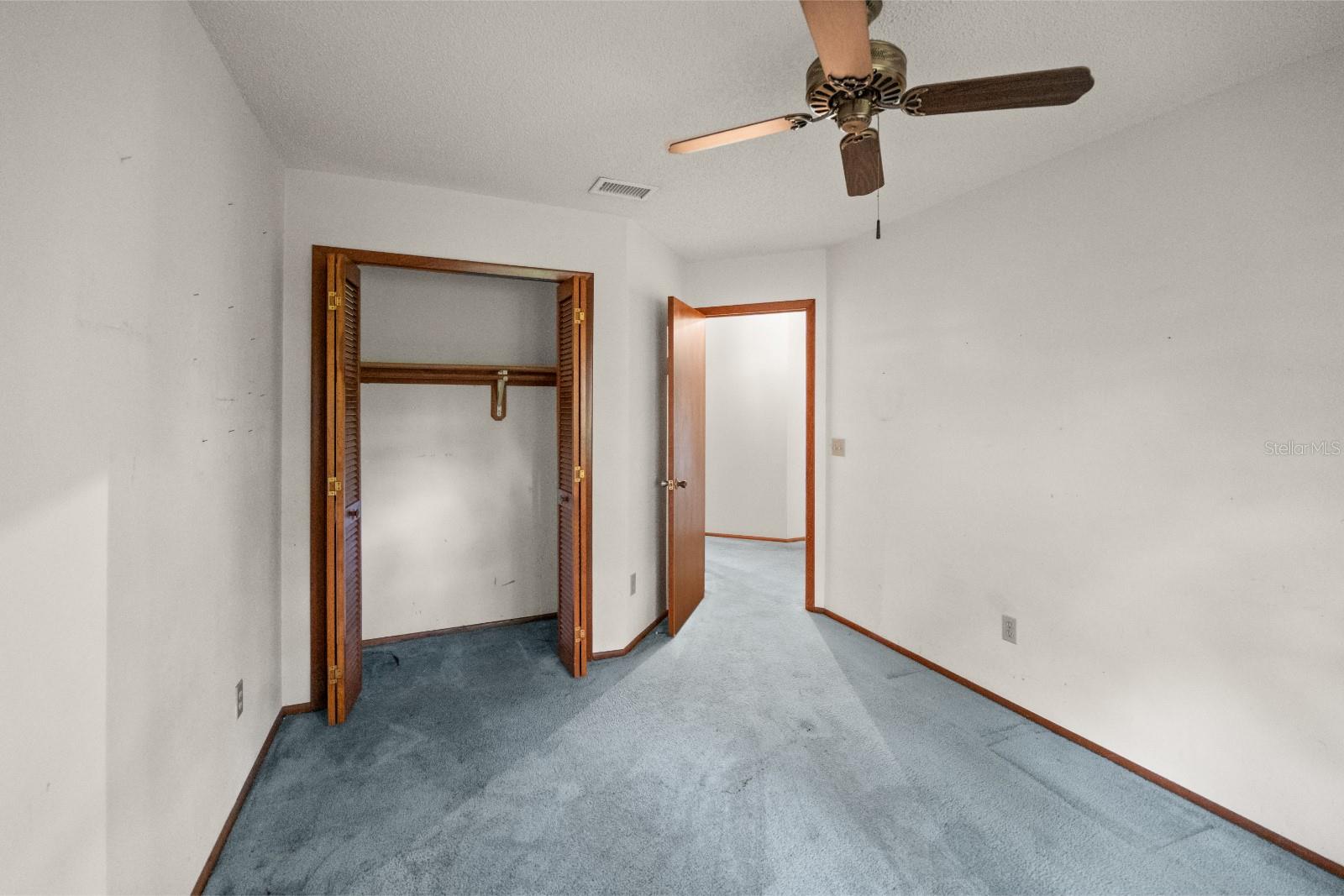 Image 22 of 32 For 448 Autumn Oaks Place