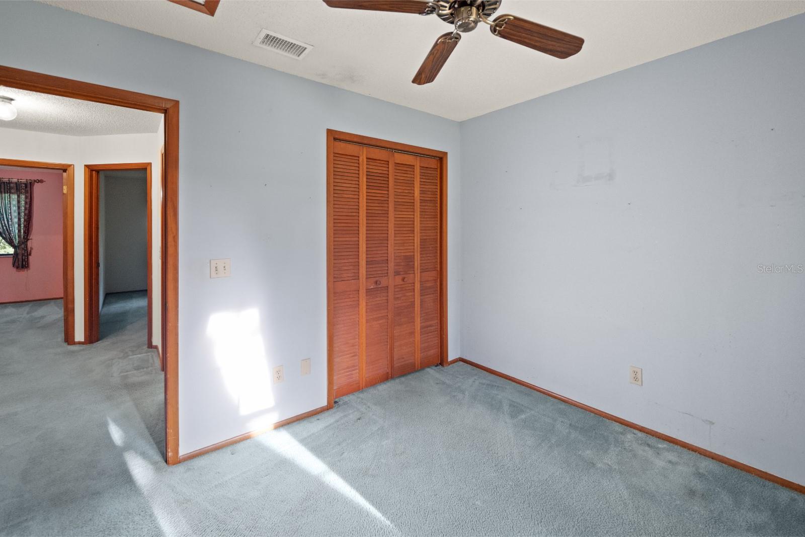 Image 25 of 32 For 448 Autumn Oaks Place