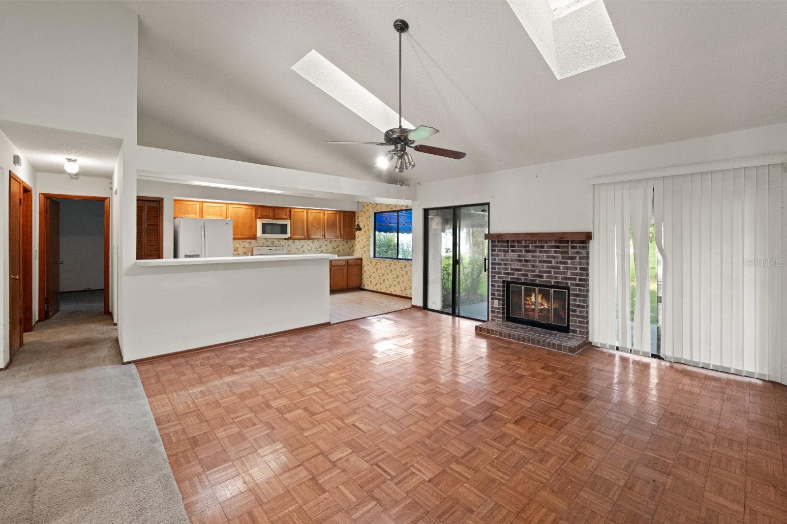 Image 8 of 32 For 448 Autumn Oaks Place
