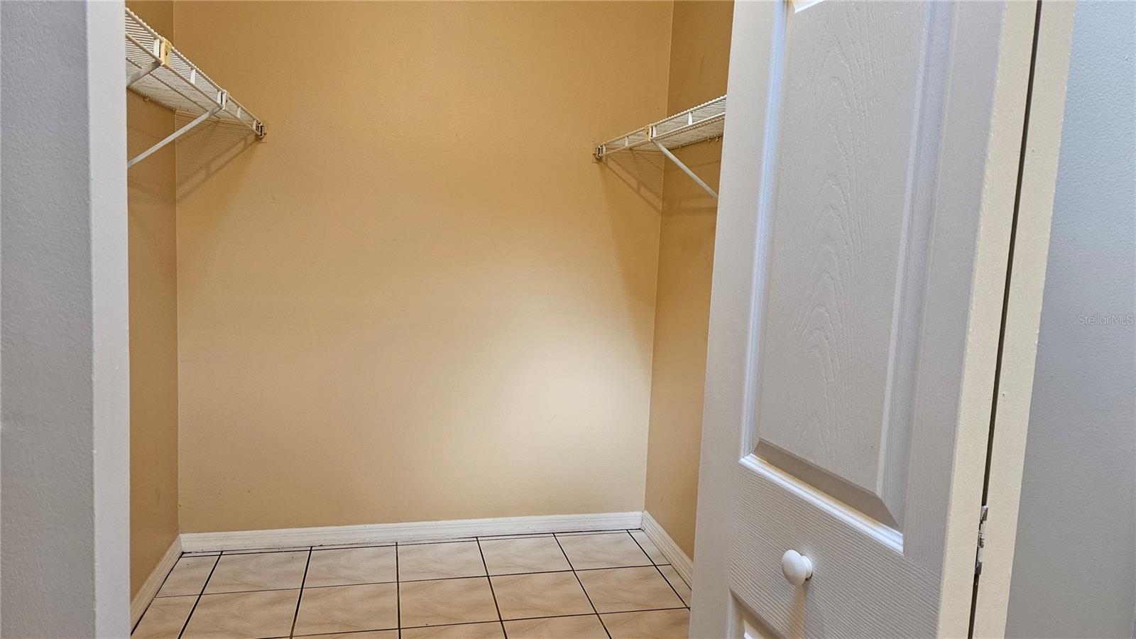 Image 15 of 16 For 2212 Faxton Court