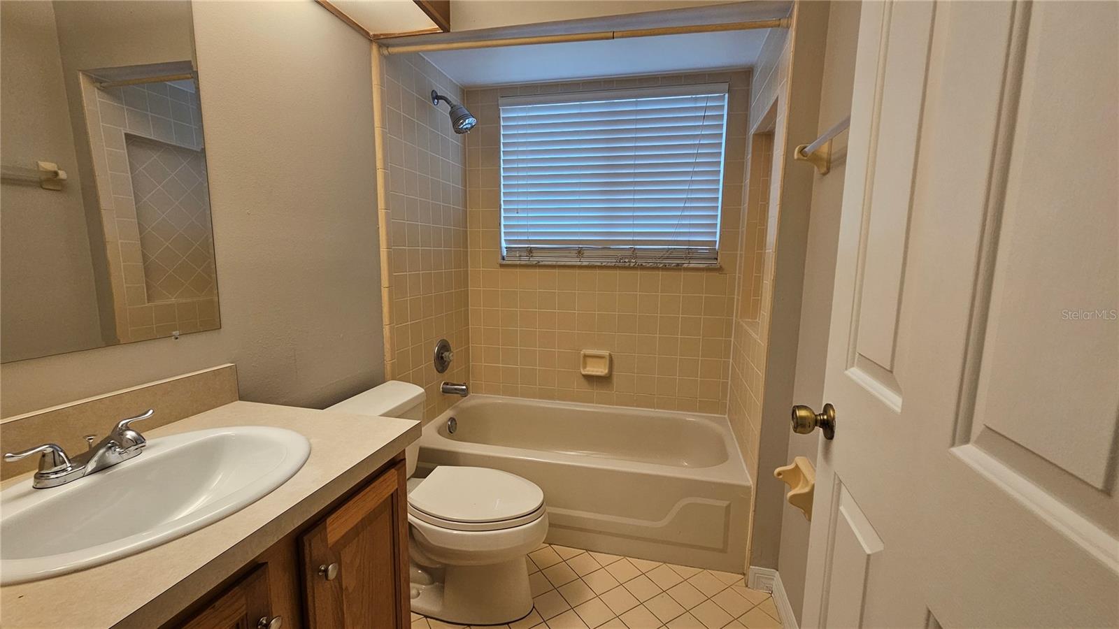 Image 8 of 16 For 2212 Faxton Court