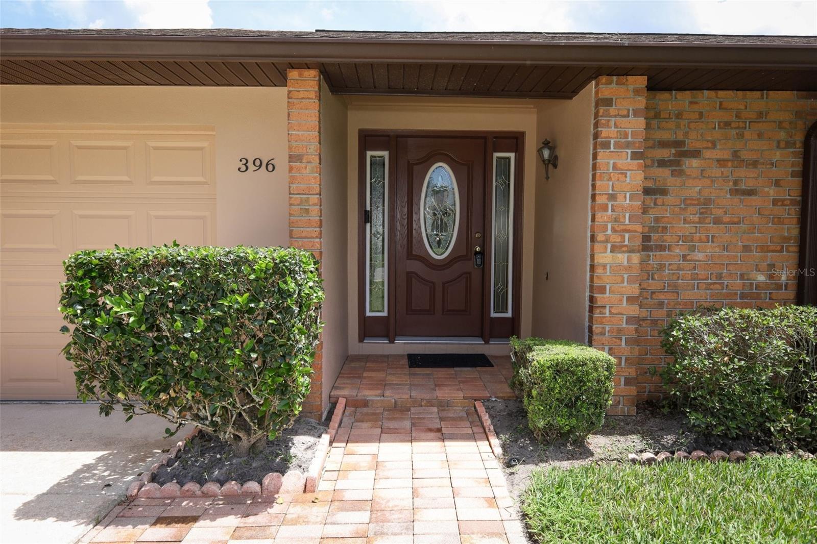 Listing photo id 0 for 396 Timberwood Trail