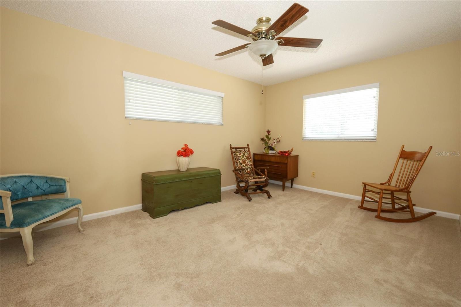 Listing photo id 21 for 396 Timberwood Trail