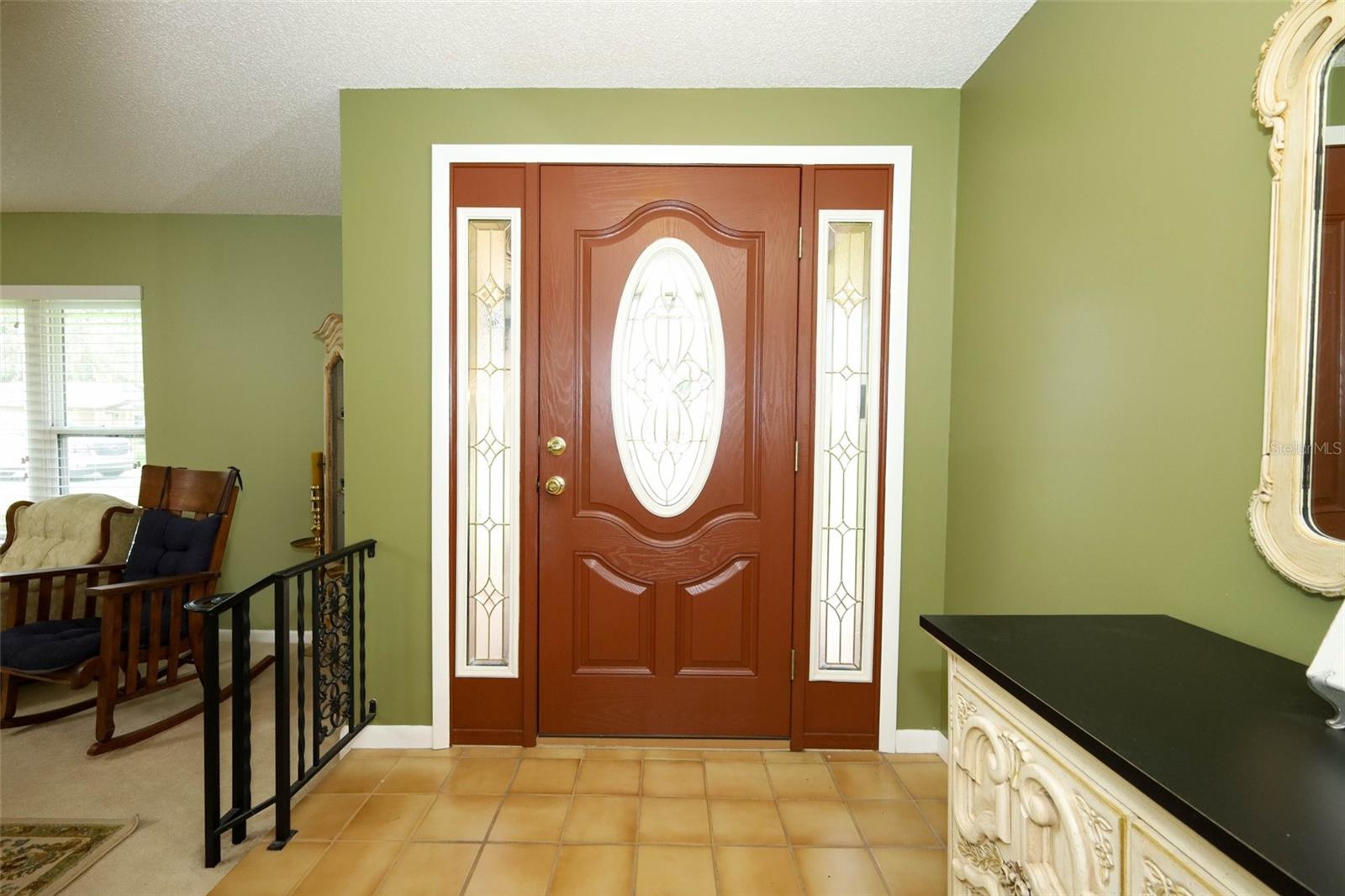 Listing photo id 1 for 396 Timberwood Trail