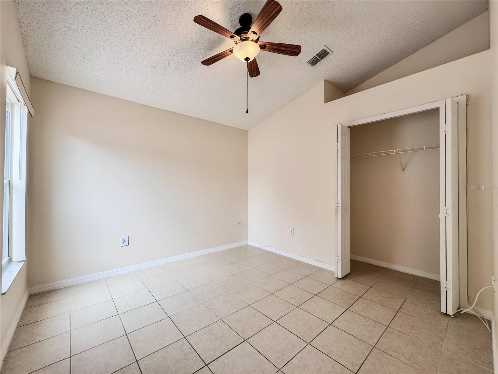 Image 14 of 33 For 11819 Hatcher Circle