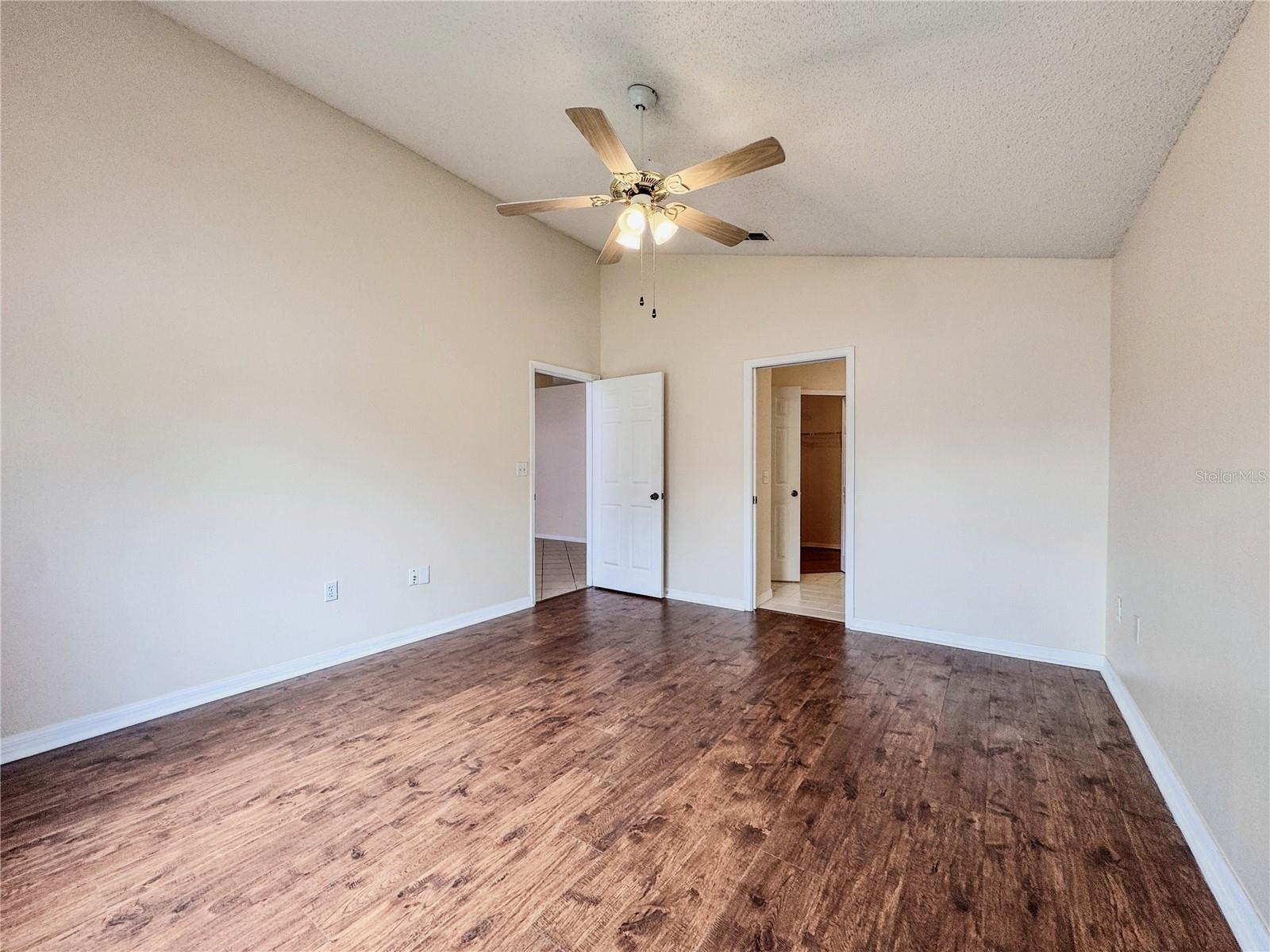 Image 16 of 33 For 11819 Hatcher Circle
