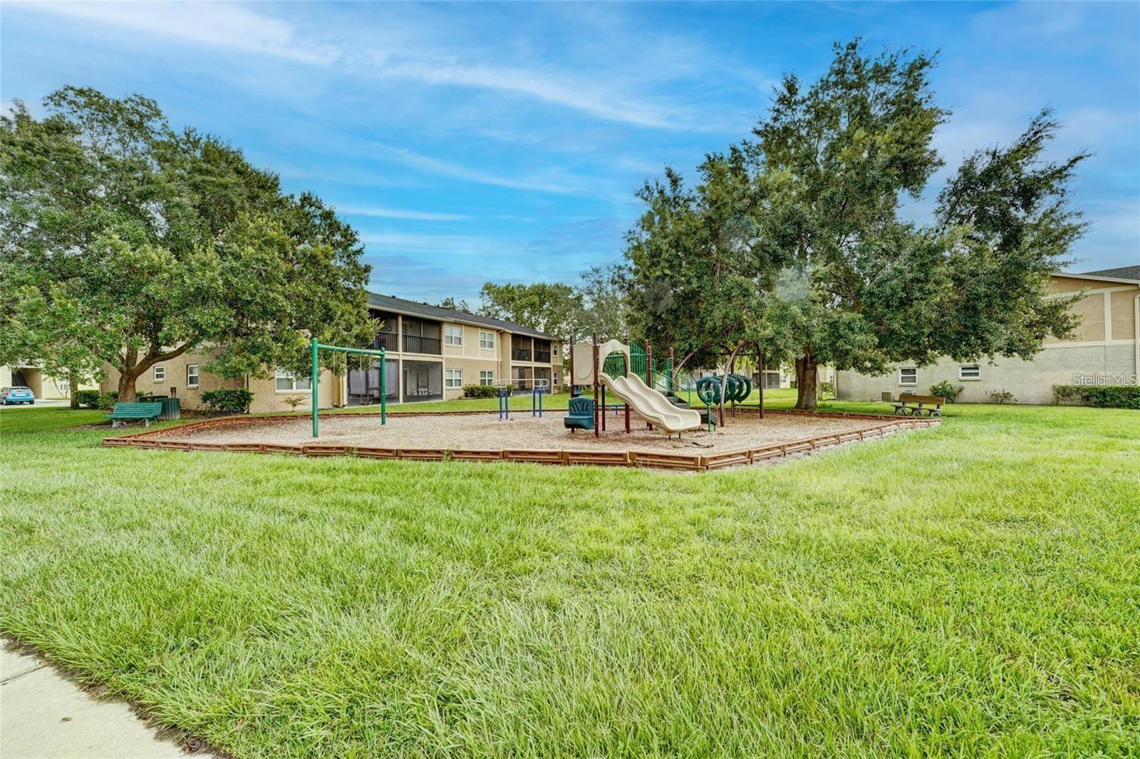 Image 18 of 19 For 9934 Turf Way 6