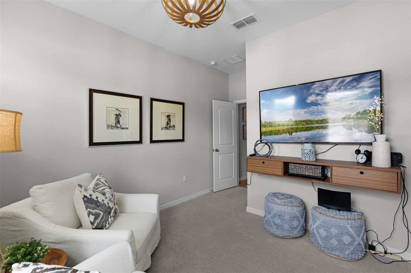 Image 31 of 41 For 740 Rioja Drive