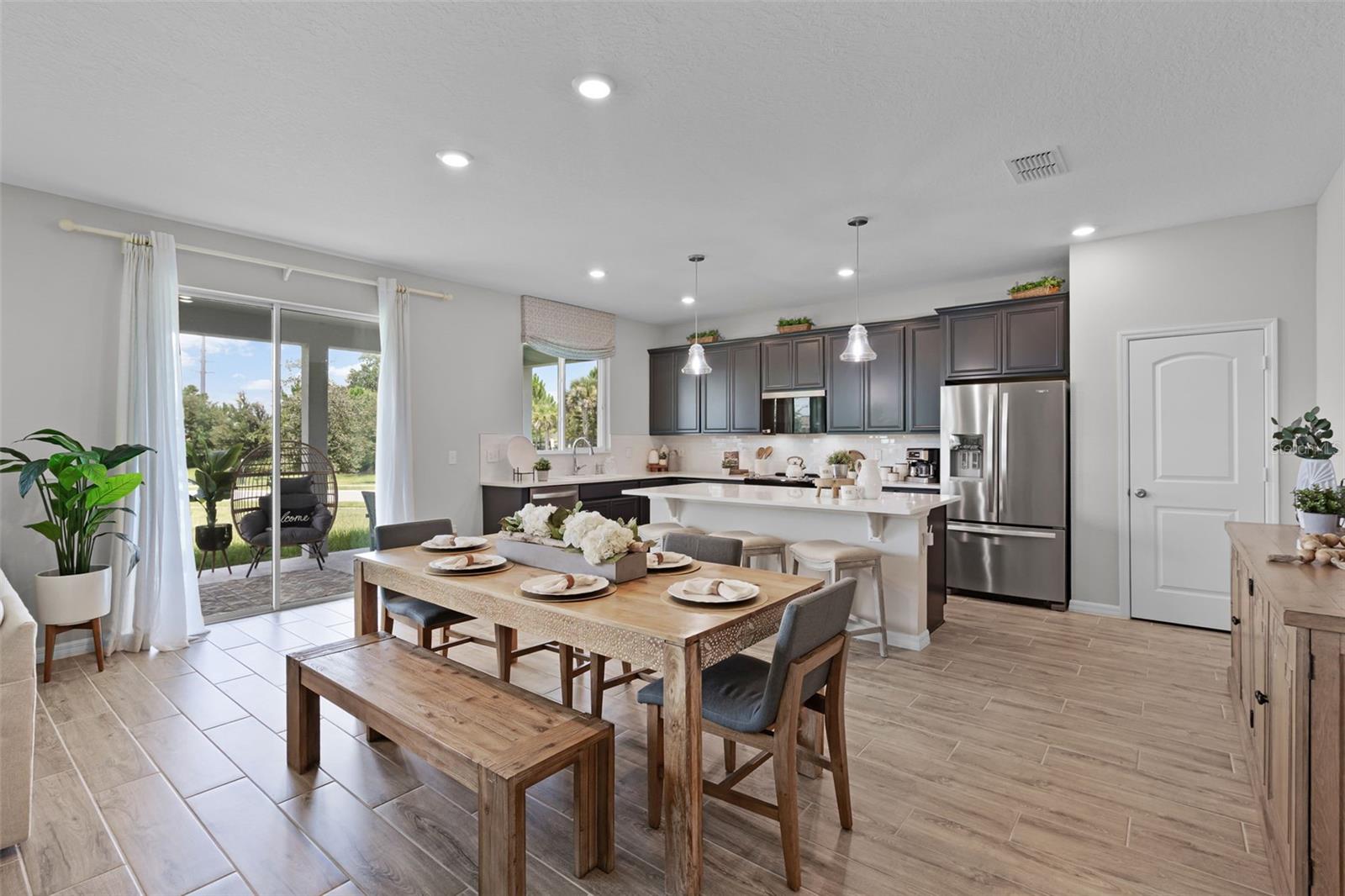 Image 8 of 41 For 740 Rioja Drive