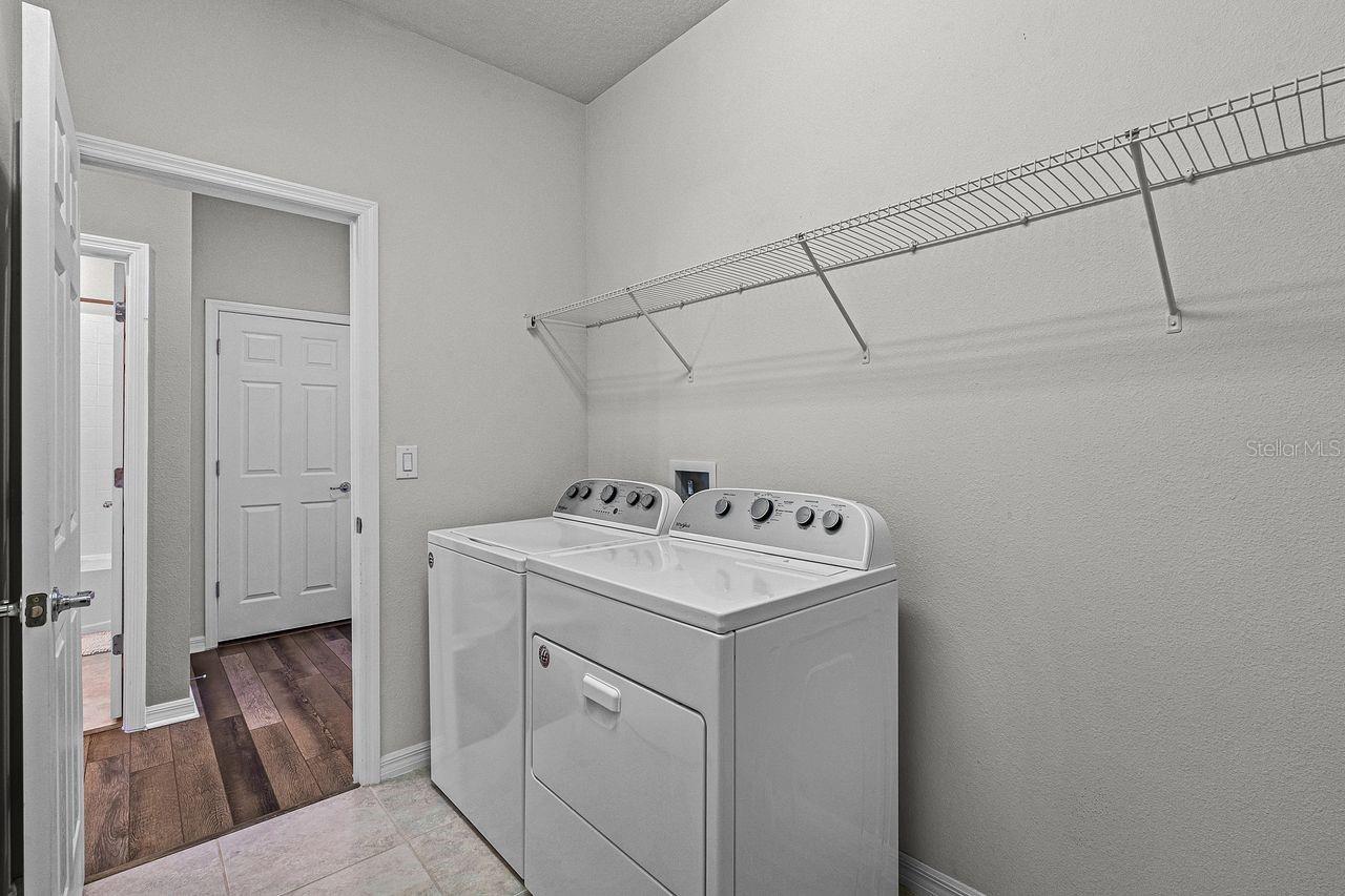 Image 36 of 63 For 3276 Sailing Pier Avenue