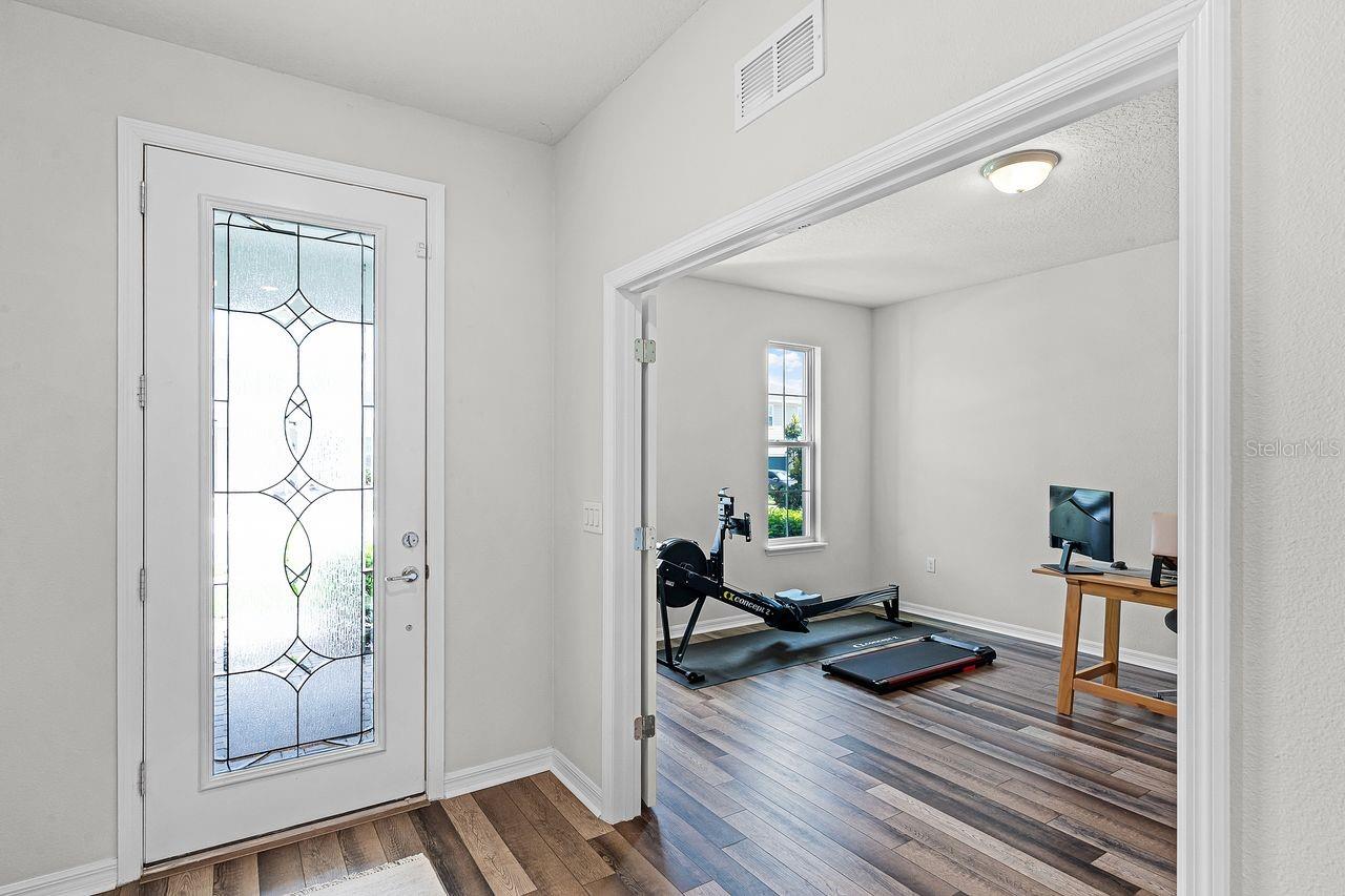 Image 5 of 63 For 3276 Sailing Pier Avenue