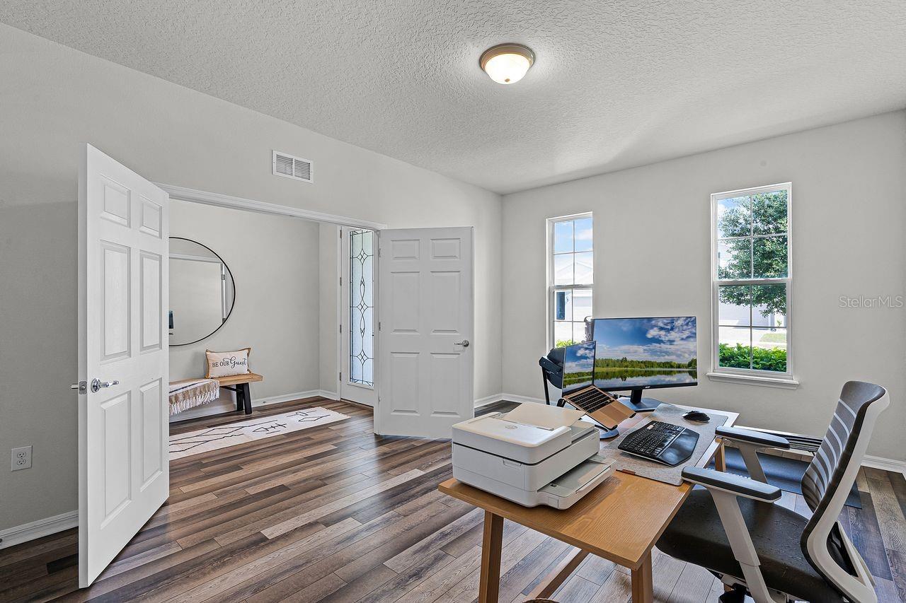 Image 7 of 63 For 3276 Sailing Pier Avenue