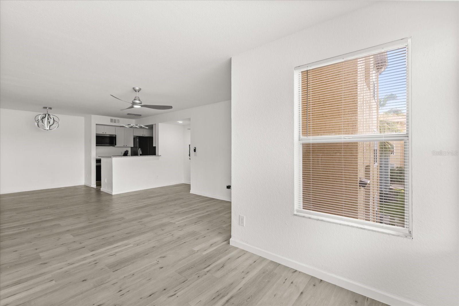 Image 3 of 26 For 5168 Conroy Road 25