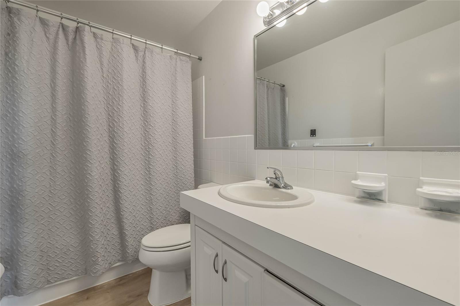 Image 15 of 32 For 700 Melrose Avenue K32