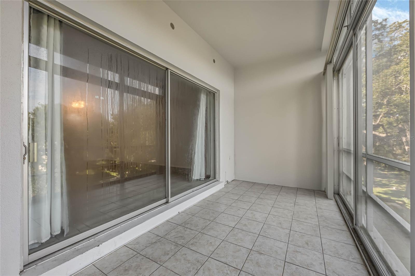 Image 20 of 32 For 700 Melrose Avenue K32