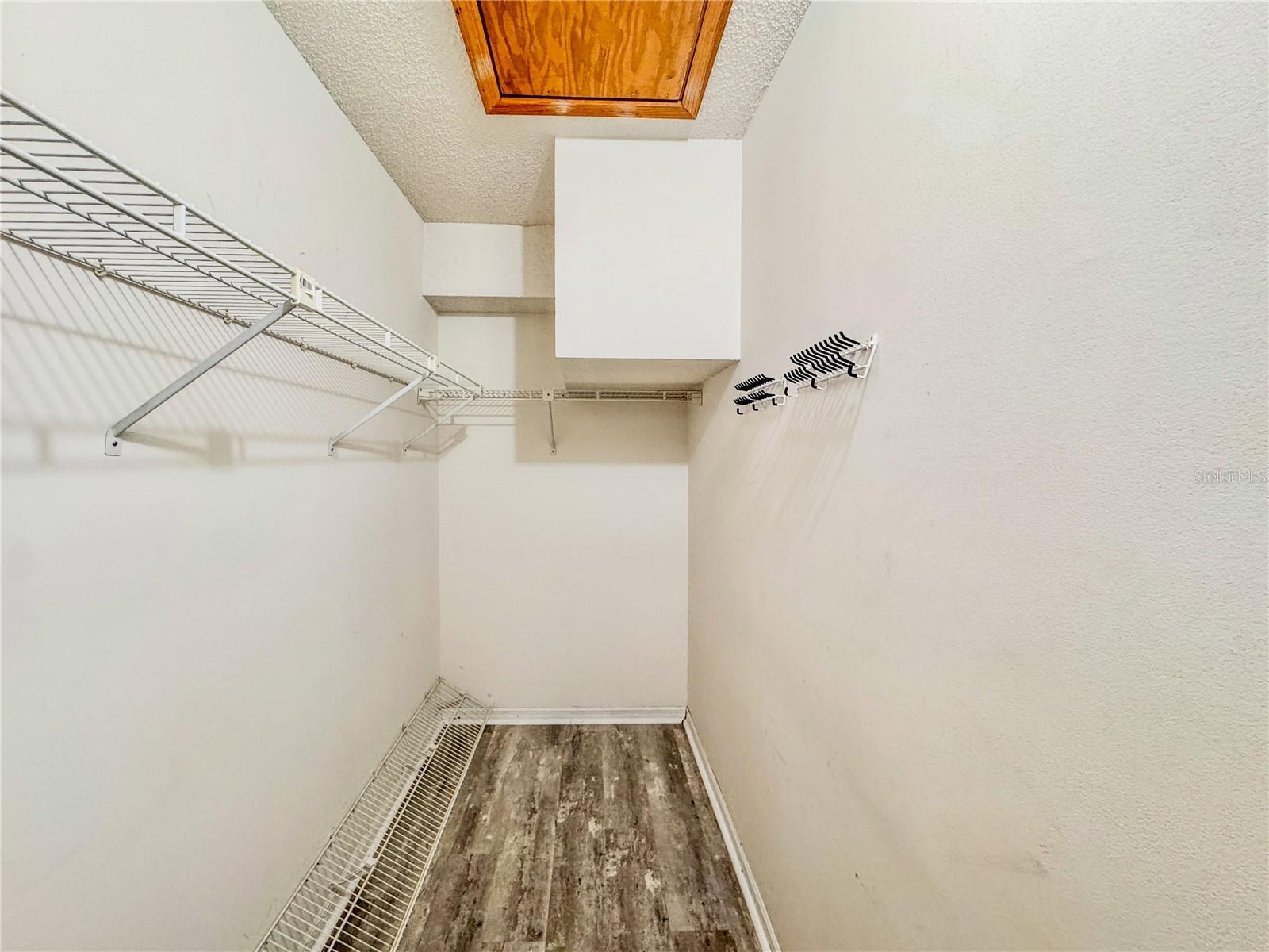 Image 24 of 44 For 515 Carambola Avenue